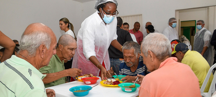 Comedores Comunitarios abren sus puertas