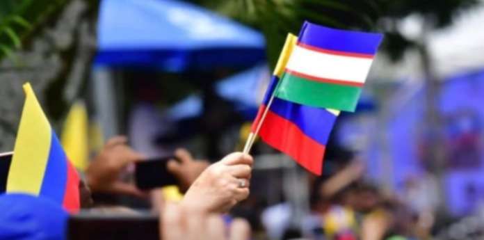 Bandera Izada