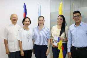 Nuestra Alcaldía da la bienvenida a cinco nuevos ciudadanos colombianos